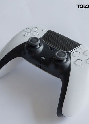 TALONGAMES PS5 DualSense コントローラー 用 タッチパッド プロテクター PlayStation5 コントローラー 用 保護シール 2個入り 取り付け簡単 簡単保護 保護テープ 保護スキン タッチパッドカバー (マトリックスブラック)(TD12)